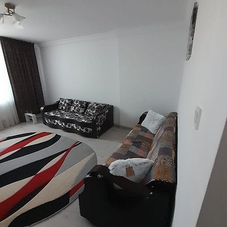 Apartament La Denis Bîrlad Eksteriør bilde