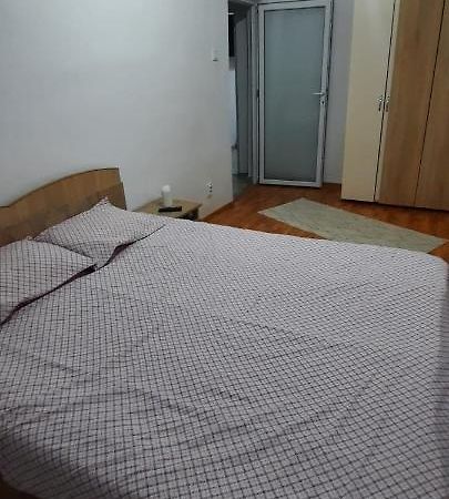 Apartament La Denis Bîrlad Eksteriør bilde
